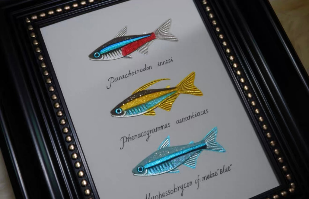 Handcrafted 3D Fish Art Frame – Metallic Embroidery Wall Decor for Home & Studi