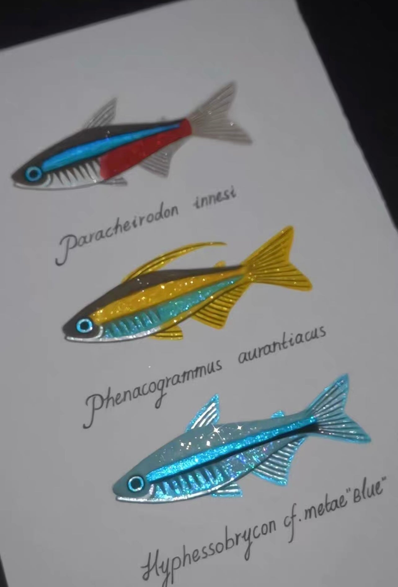 Handcrafted 3D Fish Art Frame – Metallic Embroidery Wall Decor for Home & Studi